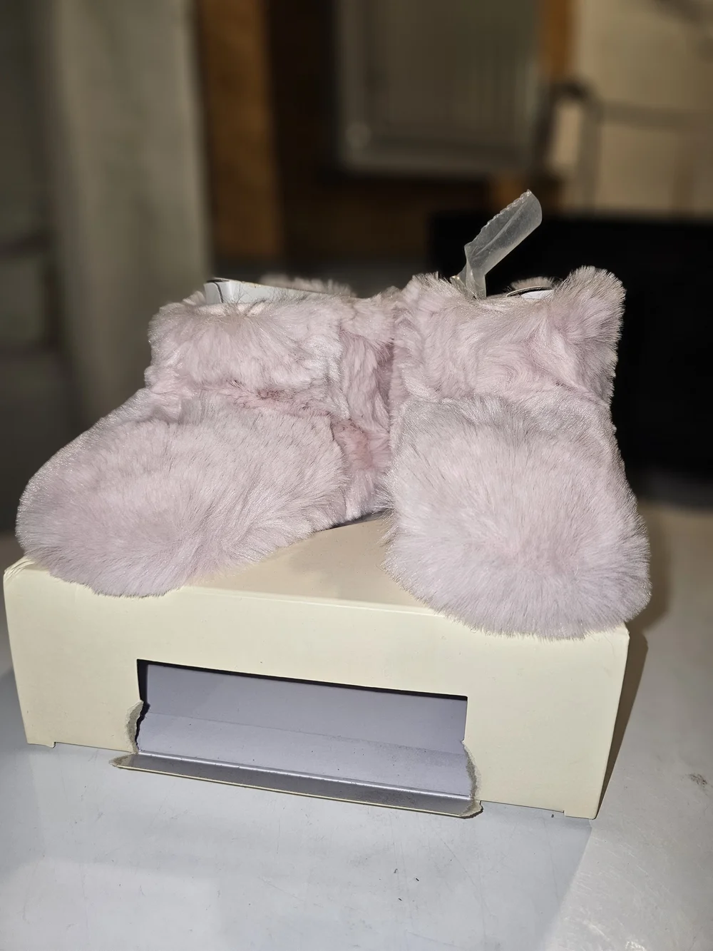 Ugg Jessie Bow Fluff Pink Bootie (Walker 4/5 M) (NIB)